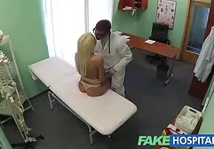 سینه بند را با یک حرکت درآورد عکس کون سکسی گنده