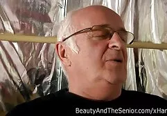 ماساژ قلب Devyn با عکس سکسی پستون گنده یک پایان خوش